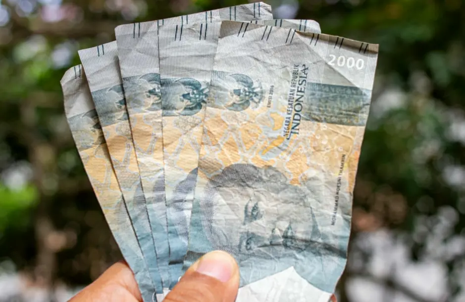 Investasi Tabungan Gaya Hidup Literasi Keuangan Anggaran